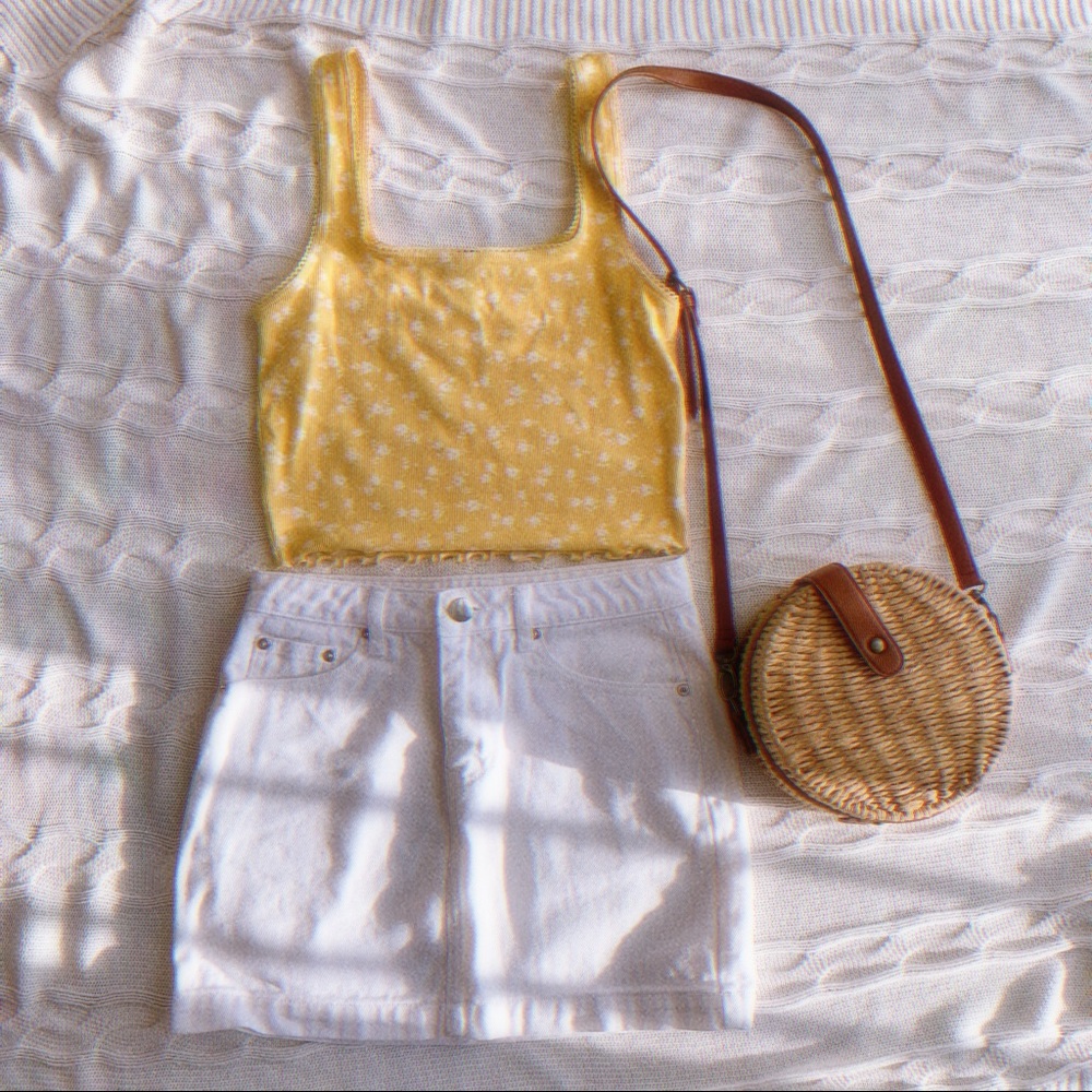 Cute Lettuce Edge Lace Floral Tank Top